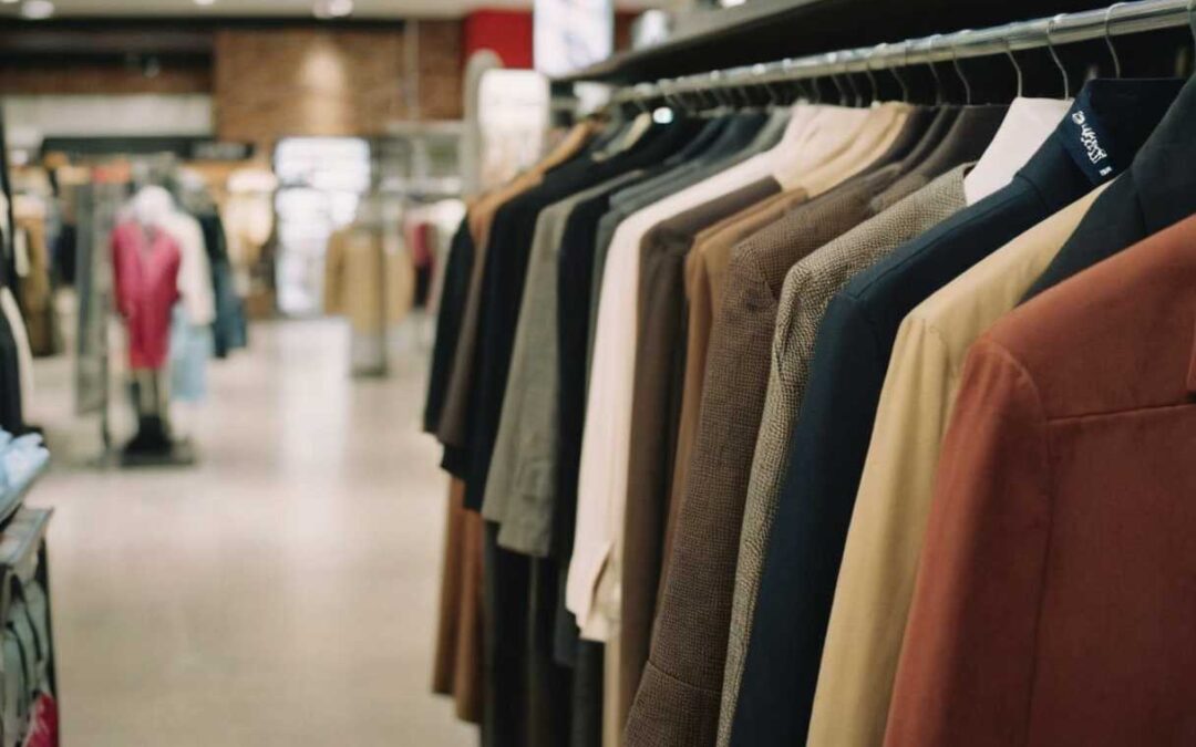 Comment les badges antivol de vêtement renforcent la sécurité de votre commerce