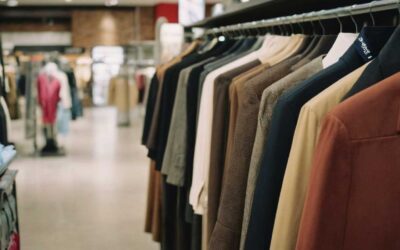 Comment les badges antivol de vêtement renforcent la sécurité de votre commerce